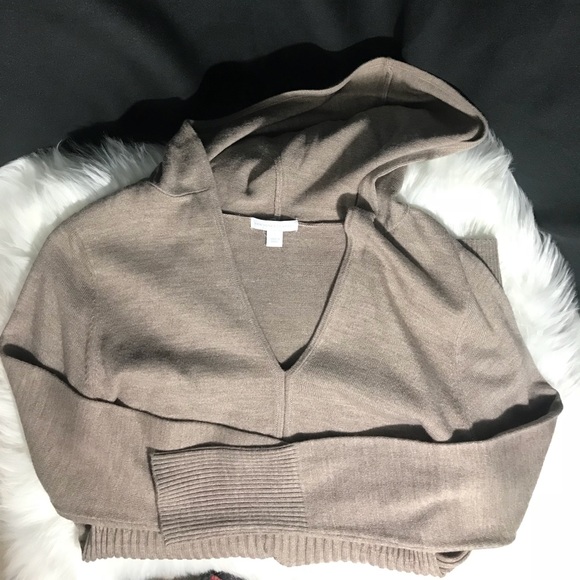 New York & Company thin pullover hoodie - Picture 1 of 4